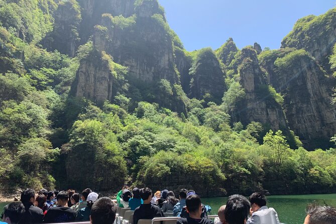 Beijing Private Tour to Badaling Great Wall and Longqing Gorge with Boat Ride - Lunch at a Local Chinese Eatery: Included, Not an Afterthought