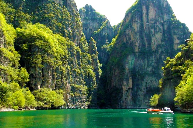 Beijing Private Tour to Badaling Great Wall and Longqing Gorge with Boat Ride - Who This Private Tour Is Best For