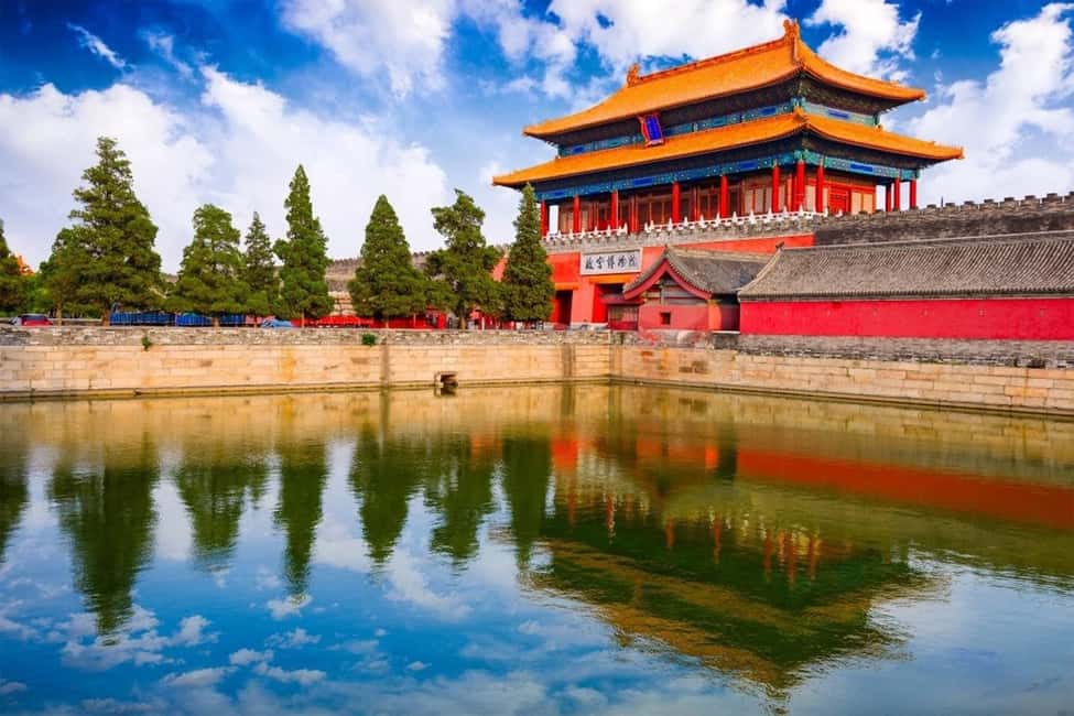 Beijing: Tianmen Square, Forbidden City Group Walking Tour - Palace of Heavenly Purity: The Emperor’s Living Quarter Vibe