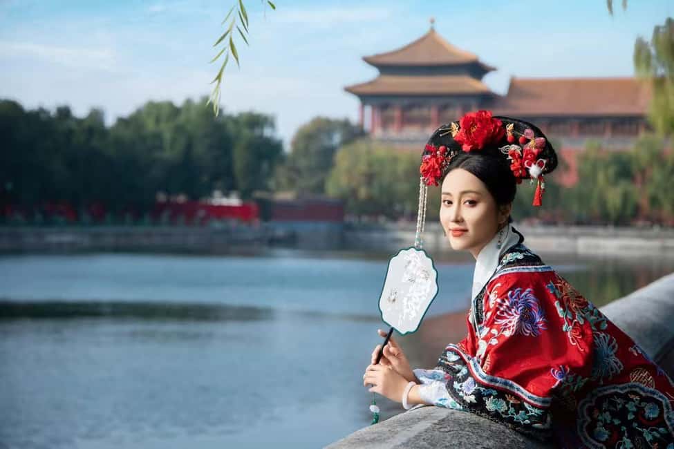 Beijing:Forbidden City Tour w/Traditional Costume Experience - Getting there smoothly: transfers and where pickup works