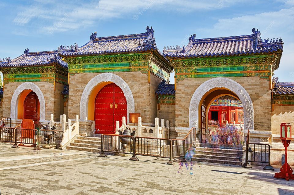 Beijing:Temple of Heaven Private Tour w/Option Show & Dinner - When the plan includes Peking duck dinner