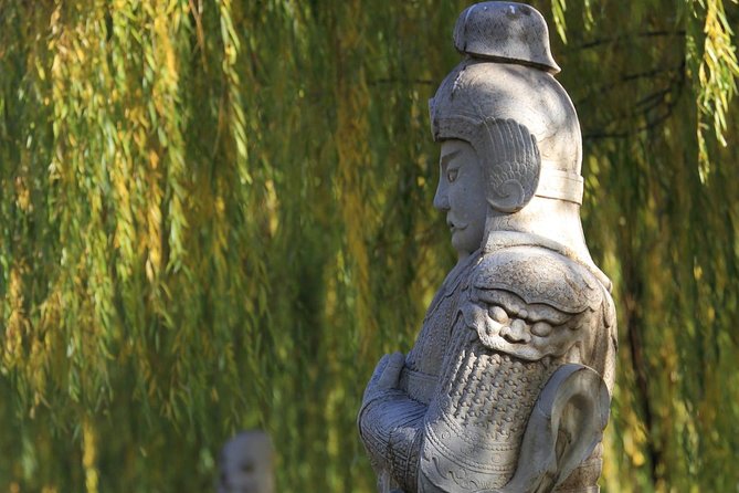 Boutique Tour: Juyongguan, Sacred Way and Dingling of Ming Tombs - Should You Book This Tour or Choose Something Else?