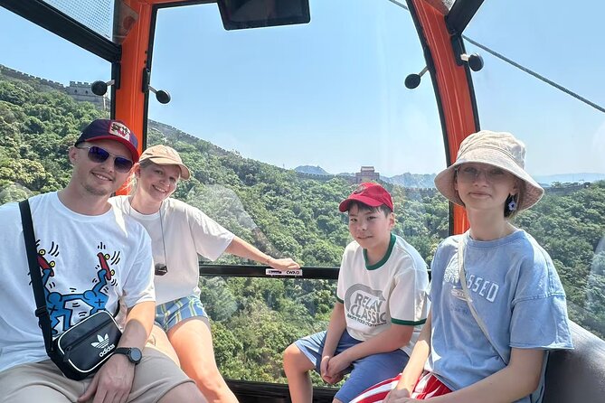 BusDa-Private Mutianyu Great Wall Trip with English Guide - The 8-Hour Schedule: 5 Hours on the Wall, 3 Hours Driving