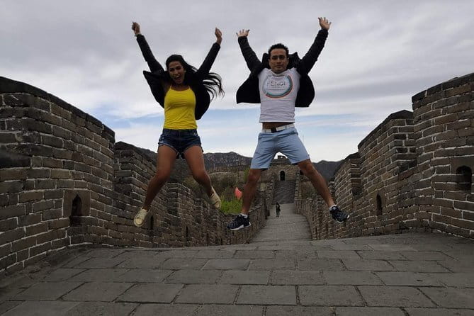 Exclusive Mutianyu Great Wall and Summer Palace Private Day Tour - Lunch Break: The Unofficial Make-or-Break Moment