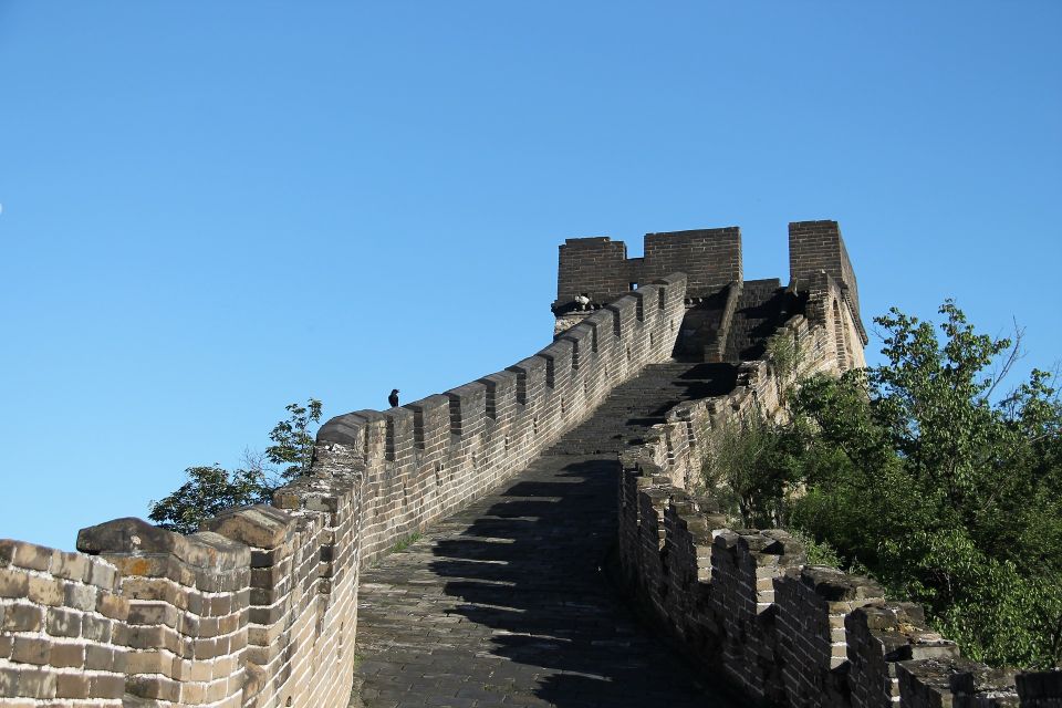 From Beijing: Mutianyu Great Wall Private Tour with Lunch - One thing to factor in first