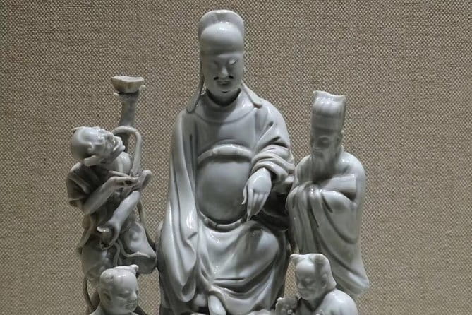 Full-Day Private Tour Panjiayuan Antique Market and Beijing Capital Museum - Lunch and pacing: an 8-hour plan that stays usable