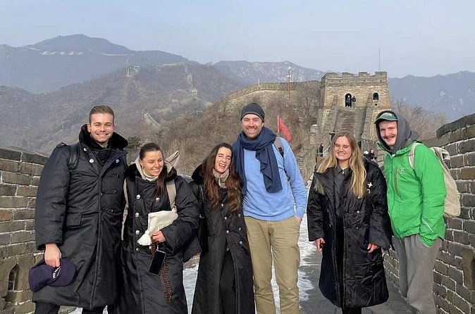 Great Wall With Beijing Capital Airport/Hotel Round-Way Transfer - Ticket Help at the Entrance: What You Get Before You Wander