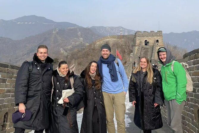 Great Wall With Beijing Capital Airport/Hotel Round-Way Transfer - Winter Comfort: Warm Coats Included When It Matters