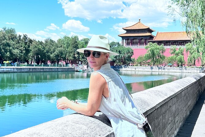 Imperial Secret-Forbidden City and Jingshan Park Small Group Tour - Prebooked Forbidden City entry: the value is time saved