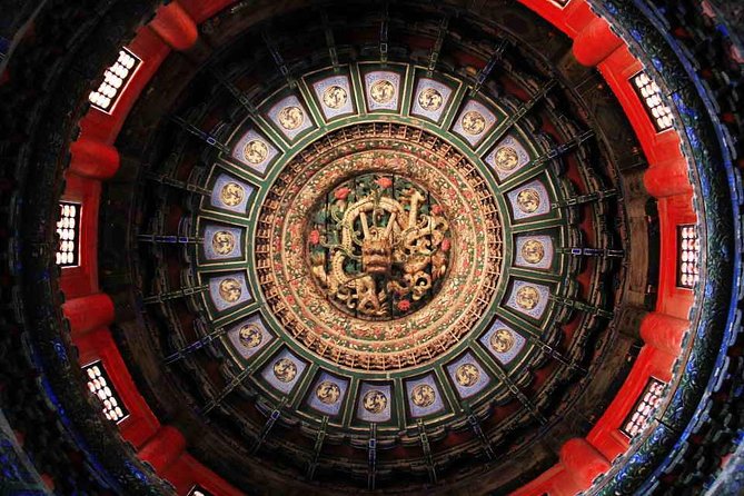In-depth Forbidden City tour with Royal Icehouse Lunch - The Nine Dragon Screen: small detail, big symbolism