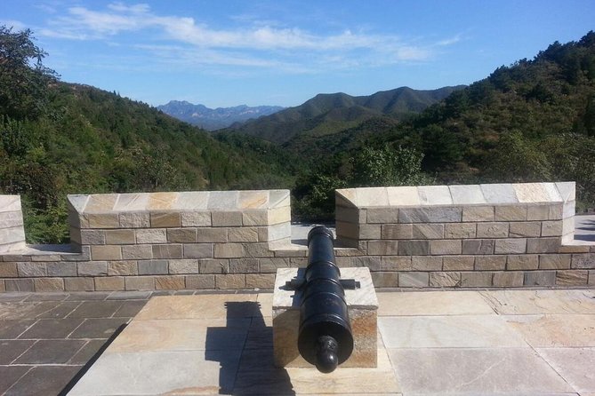 Jinshanling Great Wall Day Trip: Transfer or Guided Service - What the hiking time feels like in real life