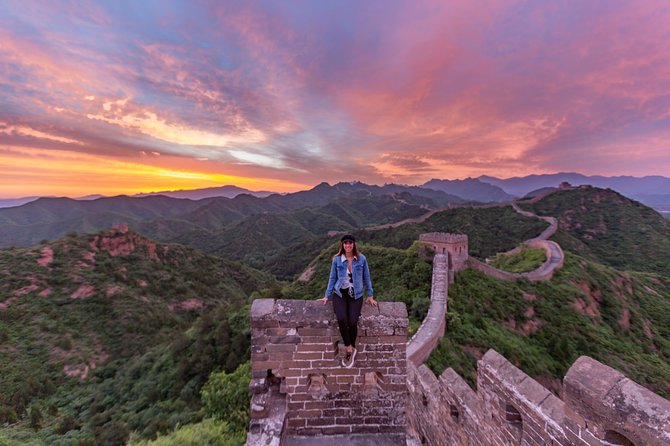 Jinshanlingi Great Wall Private sunset tour - Jinshanling at sunset: why this section feels different