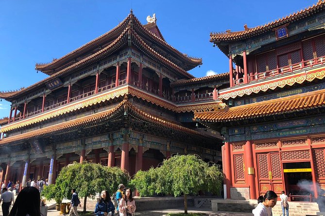 Lama Temple, Hutong and Silk & Pearl Market Private Day Tour - Wuyutai Tea Shop in Wangfujing: a short break that pays off