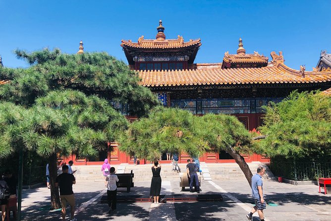 Lama Temple, Hutong and Silk & Pearl Market Private Day Tour - Price and logistics: why $139 can be good value