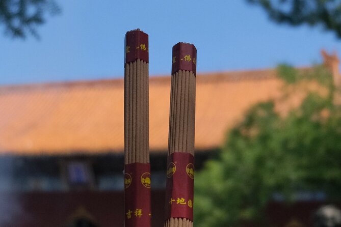 Lama Temple Tour with Tickets: Beijing's Hidden Mystical World - Drum Tower views or Ditan Park: choosing your “good fortune” scene