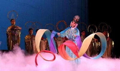 Liyuan Theater Beijing Opera Show Tickets - Arriving for a 19:30 Curtain: Ticket Pickup and Getting There
