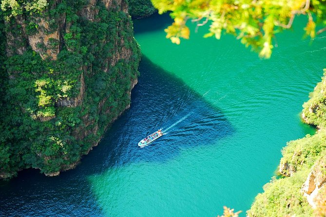 Longqing Gorge and Guyaju Caves Private Day Tour - Hotel pickup to Longqing Gorge: the easy start that sets the day’s tone