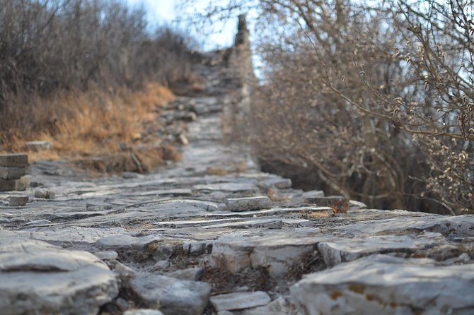 Mini Group: One-Day Jiankou to Mutianyu Great Wall Hiking Tour - The guide does more than point: restorations, towers, and what to look for