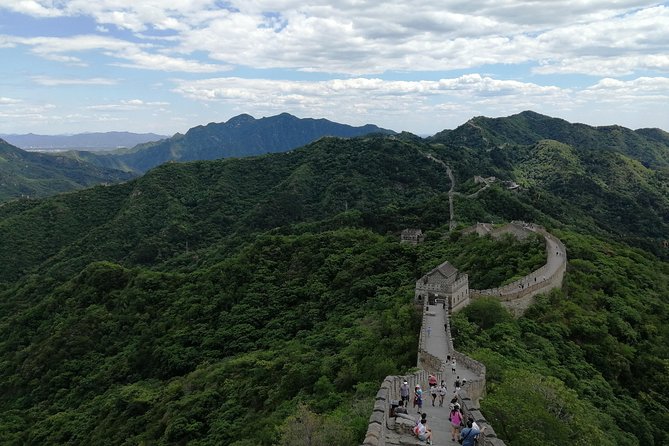 Mutianyu Great Wall Tour sedan - Mutianyu Great Wall by Private Sedan: Why This Style Works