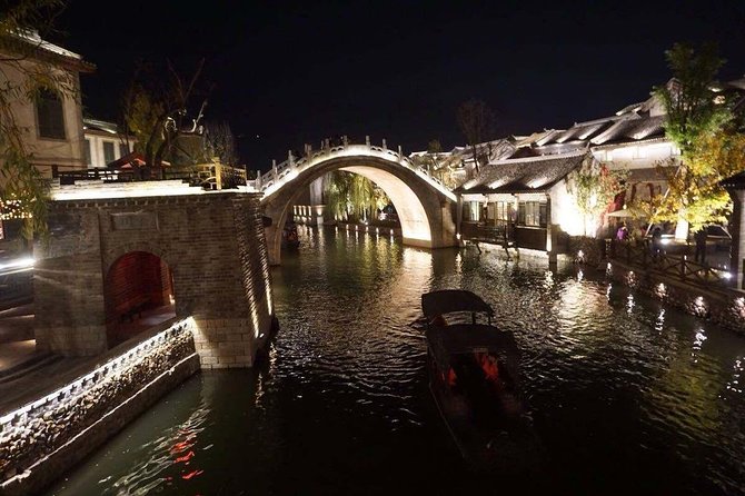 Overnight Experience Gubei Water Town With Simatai Great Wall Visiting - Day 1: Beijing Pickup, Gubei Hotel Check-in, and Night-Time Water Town Freedom
