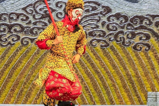 Peking Opera at Liyuan Theater Tickets - Where to Meet: Qianmen Jianguo Hotel and the Liyuan Theater Area