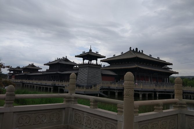 Private 2-Day Datong from Beijing with Yungang Grottoes - What the included meals and private guide change about your experience