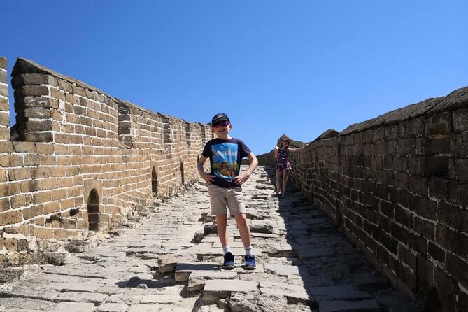 Private All-inclusive Jinshanling Great Wall 1-day tour - Lunch after the climb: local Chinese food, timed for recovery