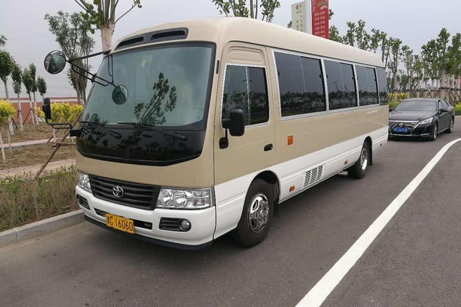 Private Beijing Airport Transfer To Beijing Downtown Hotel - Meeting at PEK: How the Pickup Works and What You Must Match