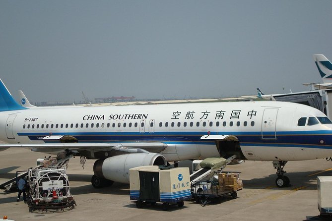Private Beijing Round-Trip Airport Transfer to Hotel - Communication without English: the translator device does the heavy lifting
