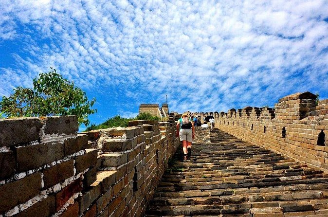 Private Day Tour of Mutianyu/Badaling Great Wall w/VIP Fast Pass - The Mutianyu chapter: scenic views and your ride choices