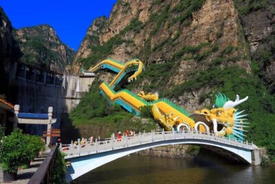 Private Day Tour to Longqing Gorge with Boat Ride and Cable Car from Beijing - Longqing Dam’s dragon-shaped elevator: your first big wow