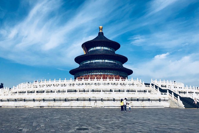 Private Full-Day Tour Beijing City Highlights - Hou Hai Hutong Lunch and Lakeside Strolls: Where Beijing feels lived-in