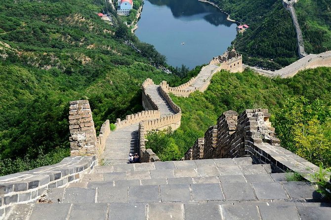 Private Great Wall Fancier's Day Tour: 3 Sections of Great Wall Visiting - Price and logistics: what $230 buys you (and what it doesn’t)