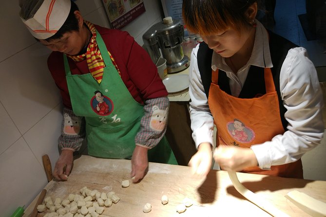 Private Hutong Culture Tour with Dumpling Cooking Class plus Cricket Fighting Game - Cricket fighting game: a real local spectacle you should think about first