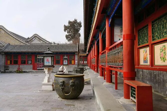 Private Hutong Tour: Prince Gong's Palace, Drum & Bell Tower - Stop 3: Shichahai Hutongs Walk—Three Lakes, Old-Style Beijing