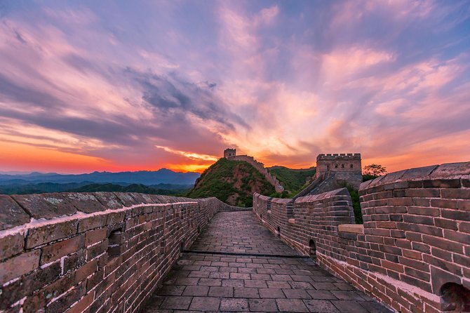 Private Jinshanling relax photo tour by sunset - The Jinshanling walk: 5 to 10 km, and you choose your pace