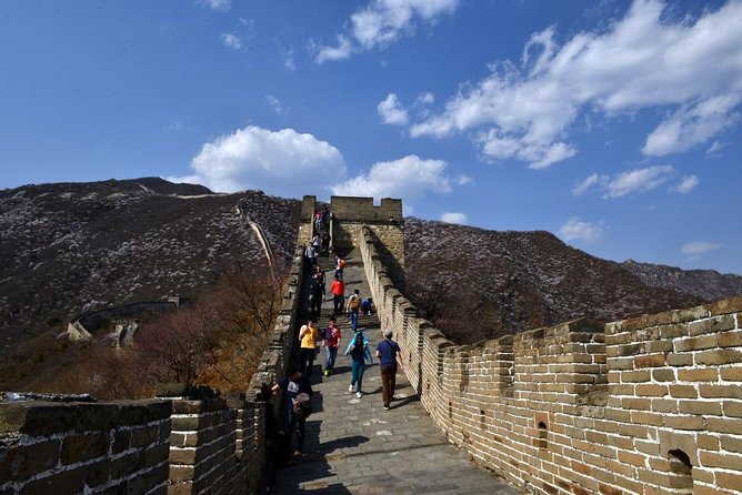 Private Layover Transfer: Mutianyu Great Wall&City Attractions - Should you book this Mutianyu layover transfer?
