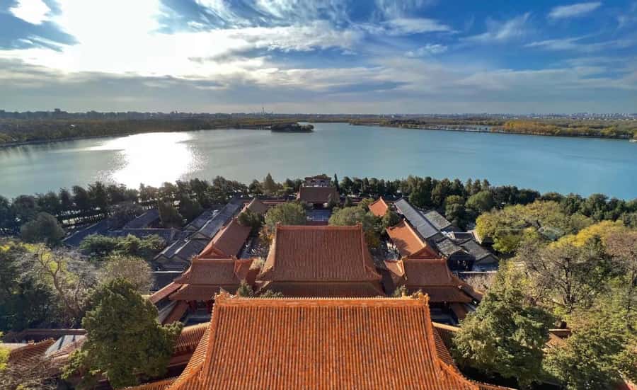 Private Tour-Great Wall Sunset & Hutong Walk - Tea tasting in a teahouse: what’s included and what might cost extra