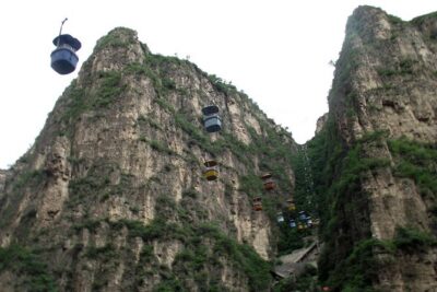 Private Transfer to Longqingxia: For Ravine Tours & Ice Festival - Transfer Only vs. Transfer + Guide: Choosing the Right Level of Help