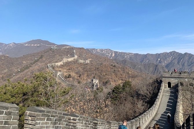 Private Transfer to Mutianyu Great Wall with professional driver - Tickets, chairlift, and toboggan: plan your 3 hours