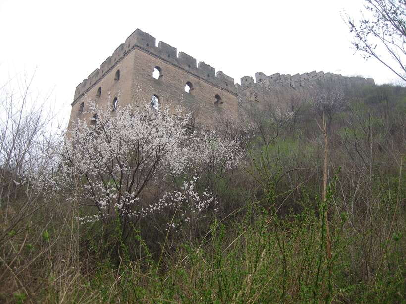 Self-guided challenging hiking from Jinshanling to Gubeikou - Driver support, translation, and the “self-guided” reality