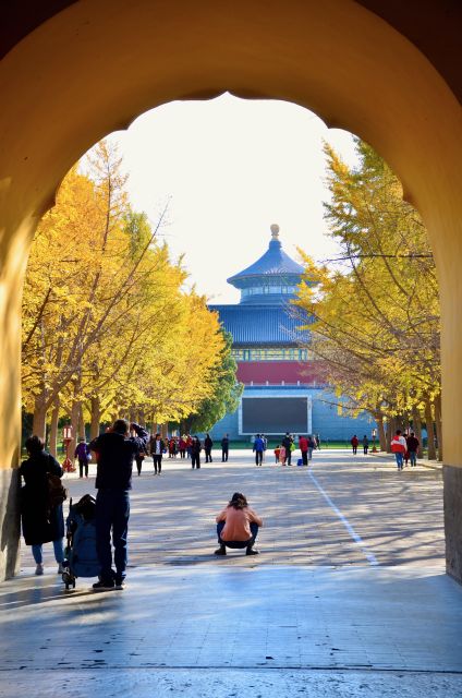 Small-Group Beijing City Highlights Tour With Lunch - Entering the Forbidden City (and the Jingshan Park safety net)