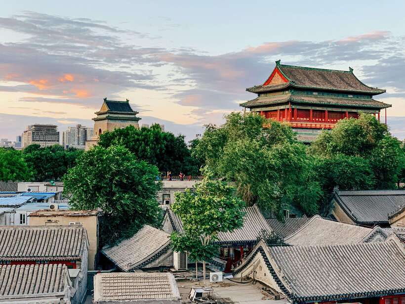 Summer Palace, Hutongs and Temple of Heaven Tour - A traditional quadrangle visit that feels like a doorway, not a stage