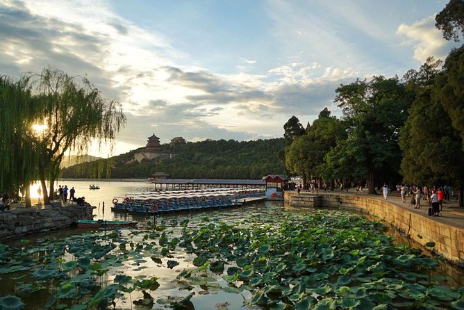 Summer Palace Private Tour with Public Transport&Optional Extras - Getting there by metro: the real value in the logistics