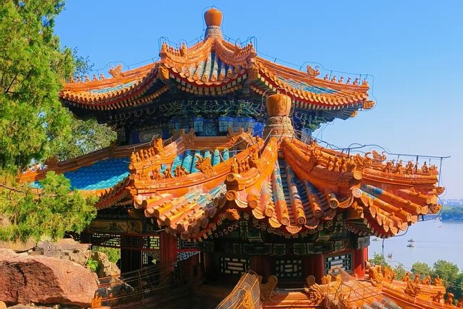 Summer Palace Walking Tour - Beijing - Kunming Lake lakeside: close enough to notice life