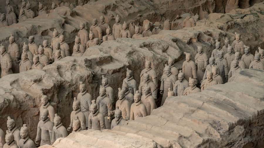 Xian: Bus Tour of Terracotta Warriors With Guide & Lunch - Terracotta Warriors Museum: Making the Most of Two Hours