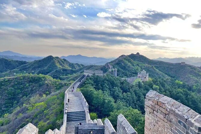 ZANBUS: Trip to the Jinshanling Great Wall Departing at 7:30 AM - The 7:30 AM Start: Getting Out of Beijing Smoothly