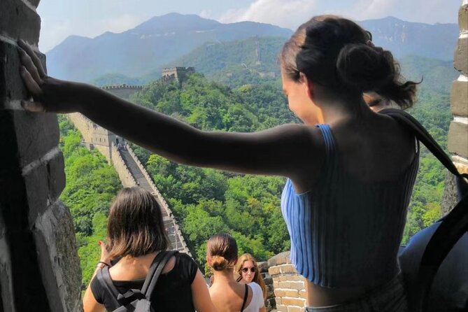 ZANBUS: Trip to the Mutianyu Great Wall Daily Departs at 8/9/10AM - Key highlights at a glance